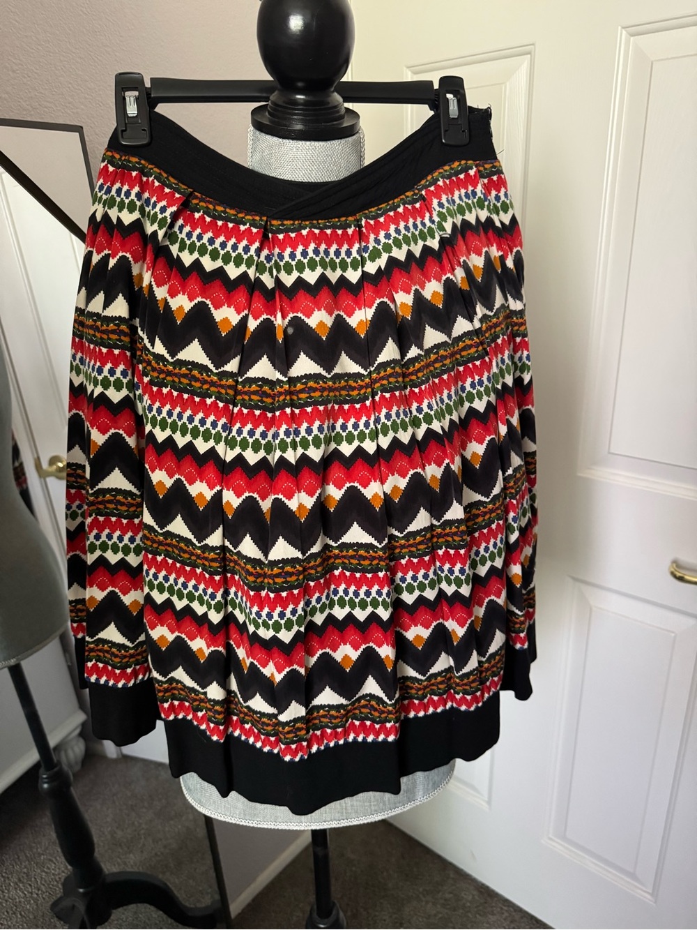 Black Waistband Skirt with Multicolor Geometric Border
